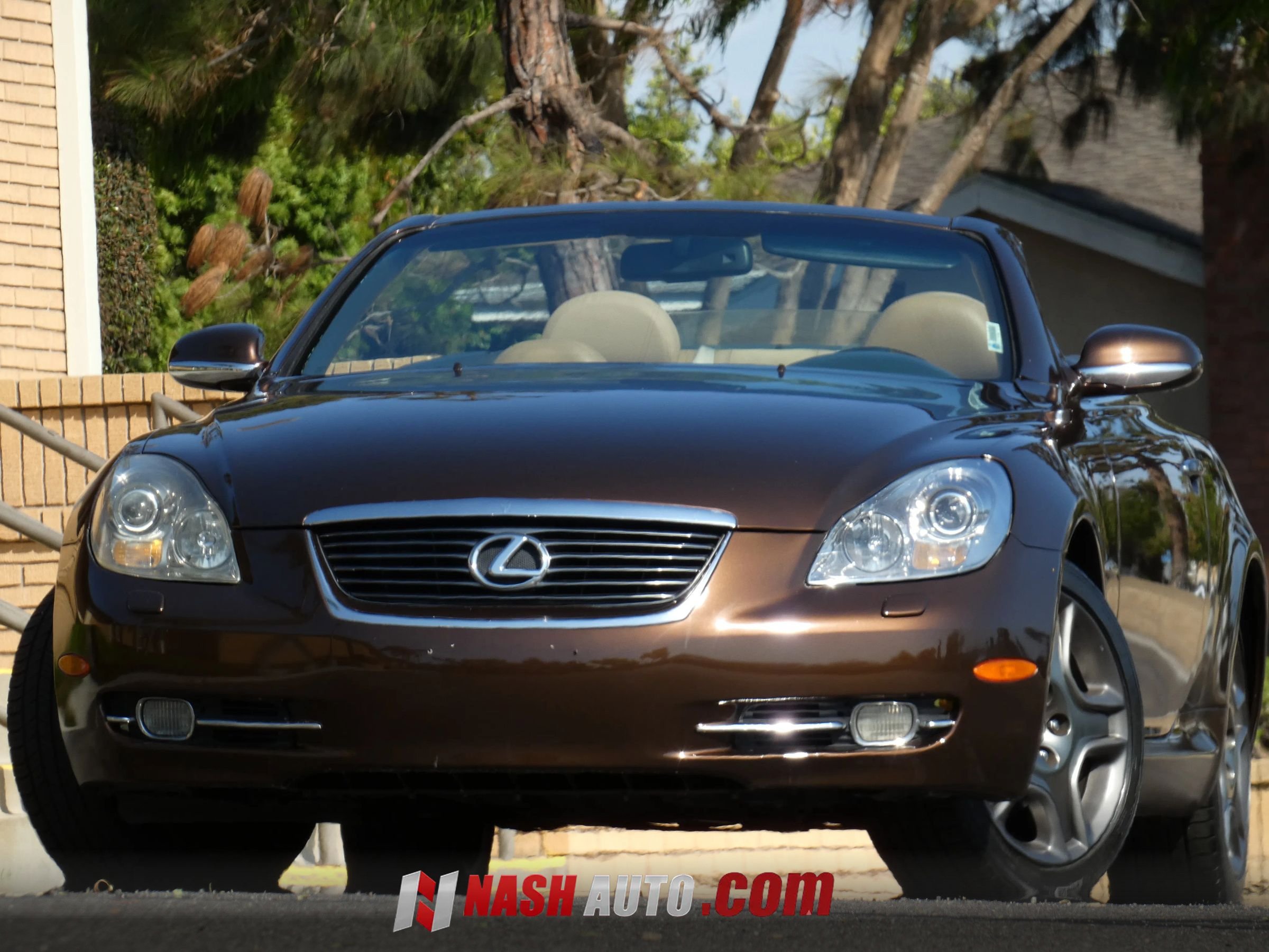 Used 2006 Lexus SC 430 Convertible RWD image 2