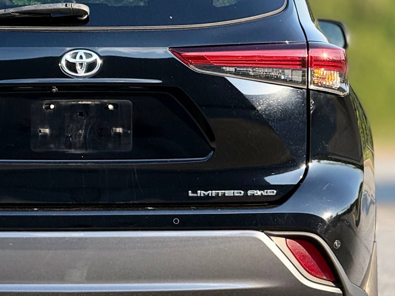 Used 2020 Toyota Highlander Limited AWD/4WD image 17