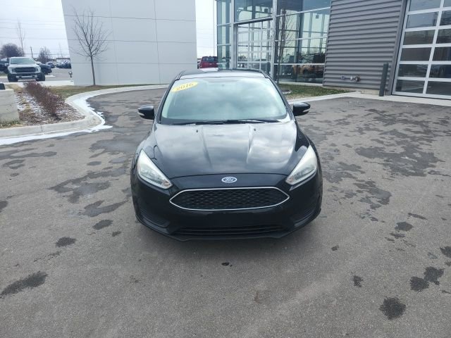 Used 2016 Ford Focus SE image 2