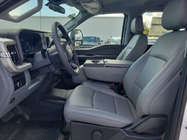 New 2027 Ford F350 XL AWD/4WD image 17