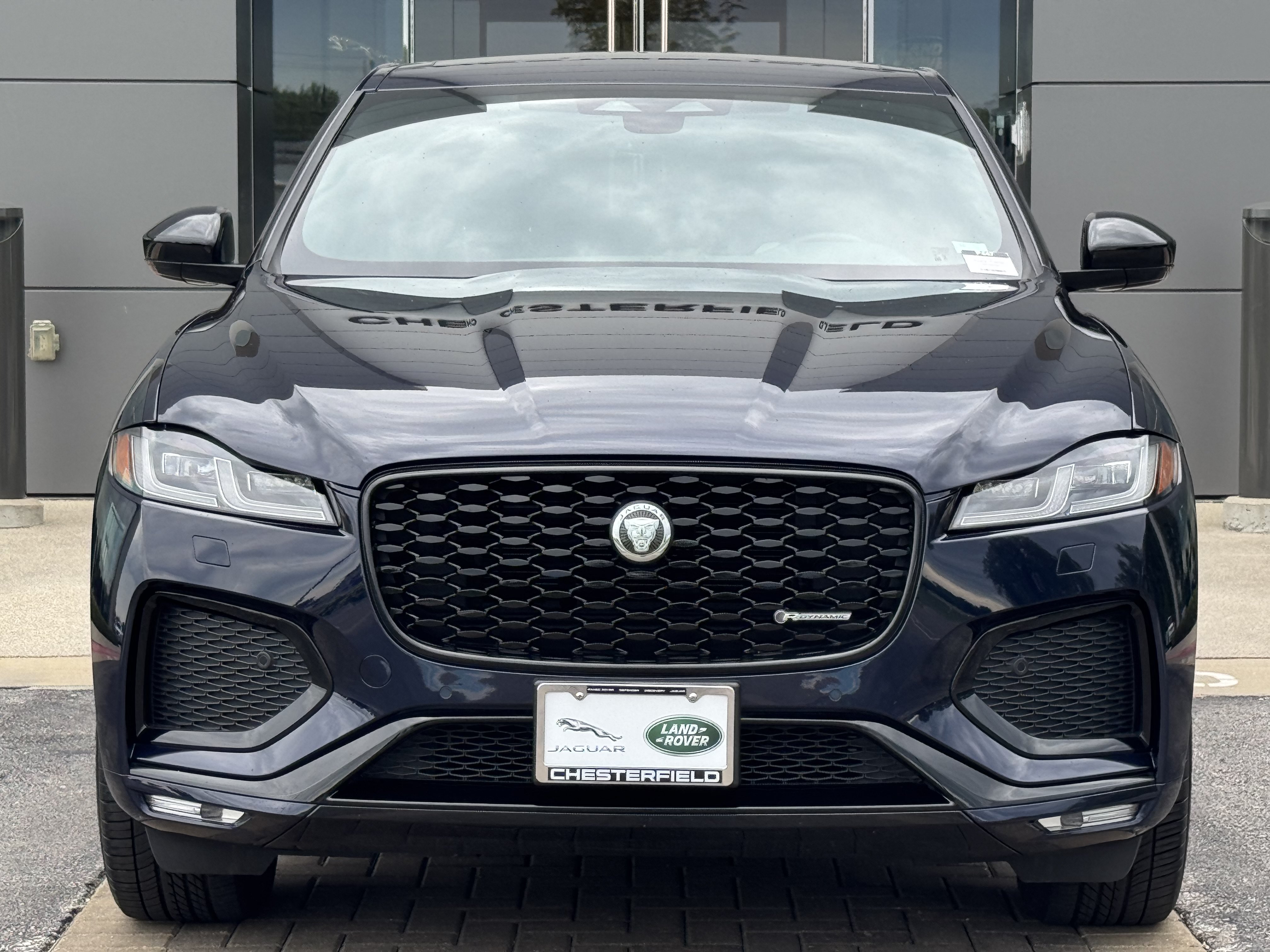 Used 2025 Jaguar F-PACE R-Dynamic S AWD/4WD image 8