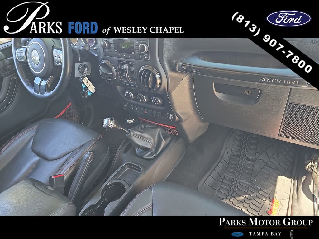 Used 2017 Jeep Wrangler Unlimited Rubicon AWD/4WD image 9