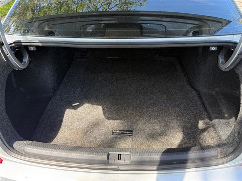 Used 2018 Volkswagen Passat 2.0T S FWD image 15