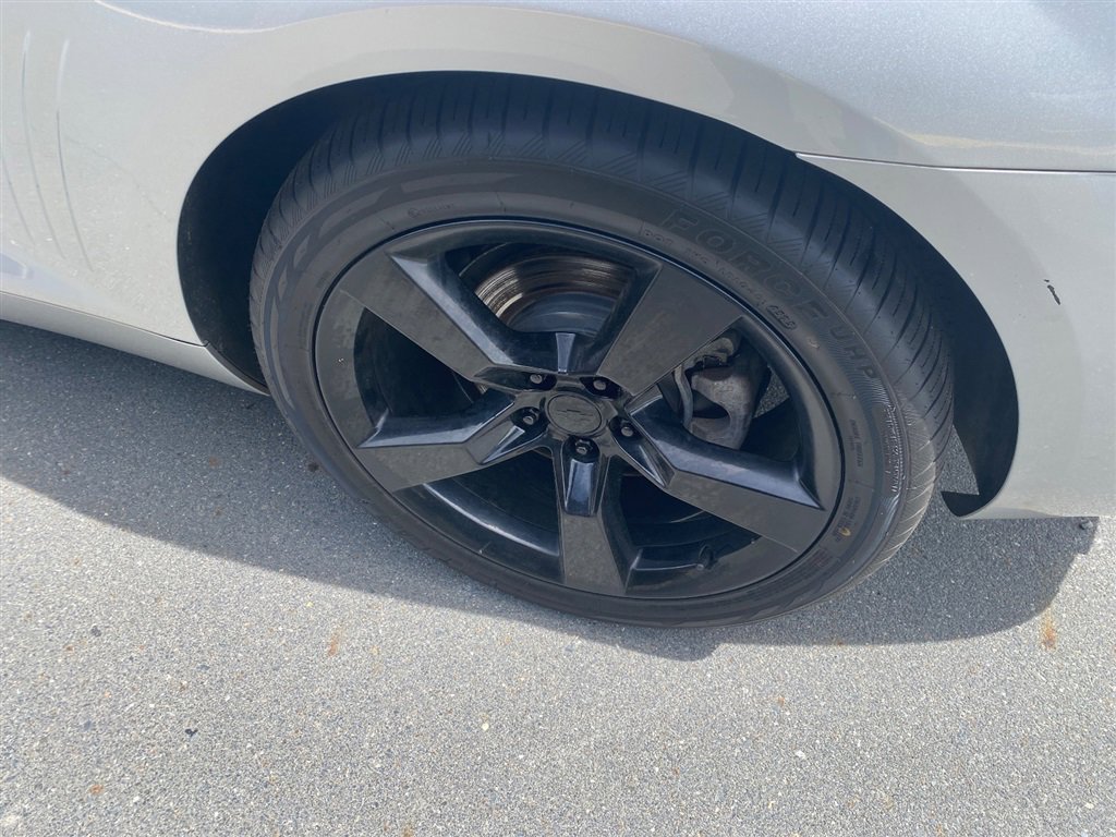Used 2013 Chevrolet Camaro LS RWD image 7