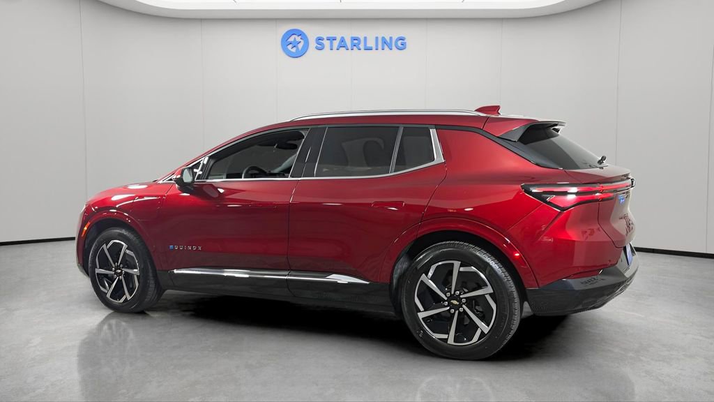 Used 2025 Chevrolet Equinox EV LT w/ Convenience Package FWD image 8