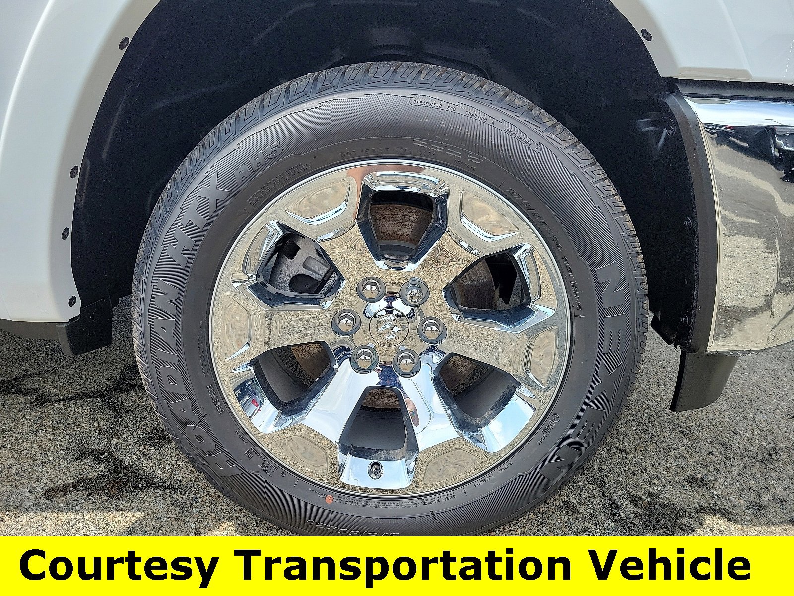 New 2025 RAM 1500 Big Horn image 9