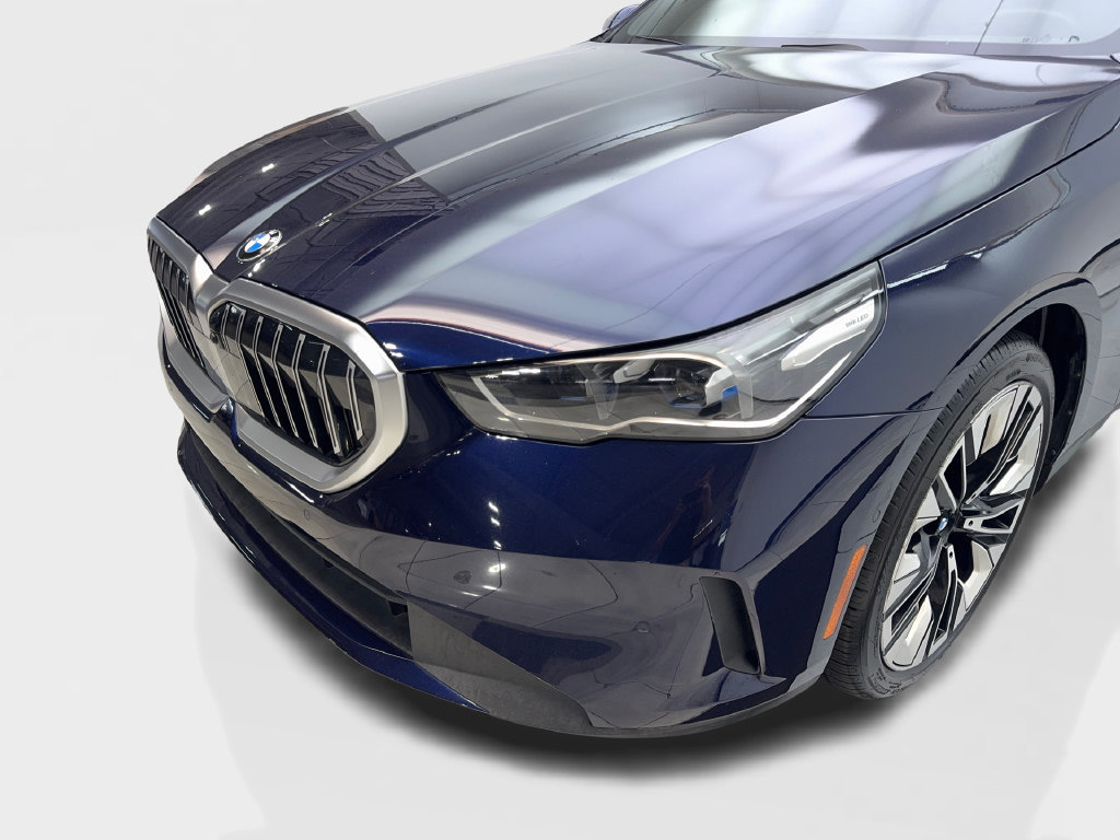 Used 2024 BMW 530i w/ Executive Package RWD image 18