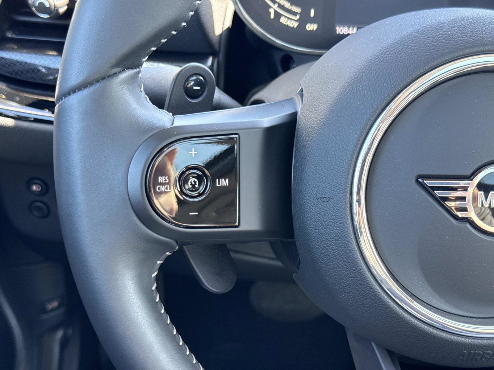 Used 2024 MINI Cooper Clubman S AWD/4WD image 11