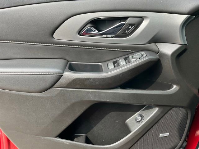 Used 2022 Chevrolet Traverse LT w/ LT Premium Package image 22