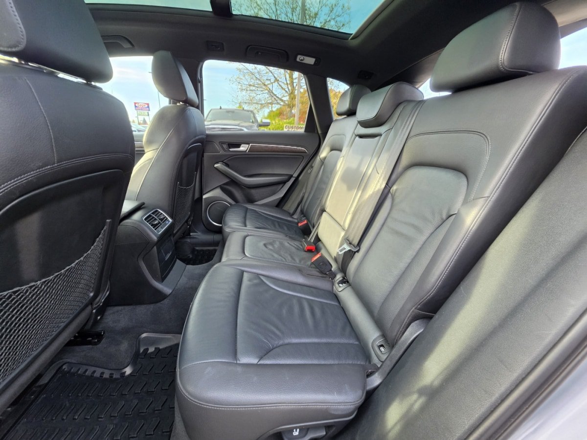 Used 2015 Audi Q5 3.0T Premium Plus w/ Technology Package AWD/4WD image 12