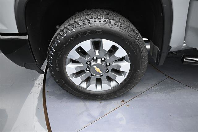 Used 2025 Chevrolet Silverado 2500 Custom w/ Custom Value Package AWD/4WD image 20