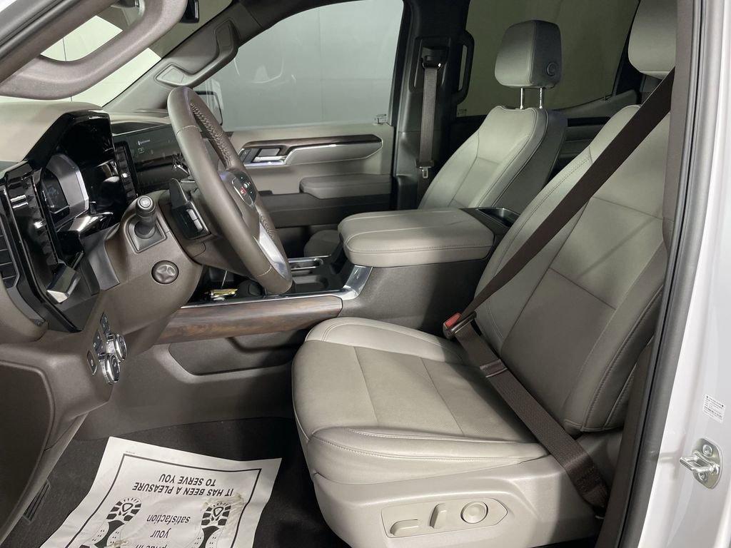 Used 2025 GMC Sierra 1500 SLT w/ SLT Premium Plus Package image 19