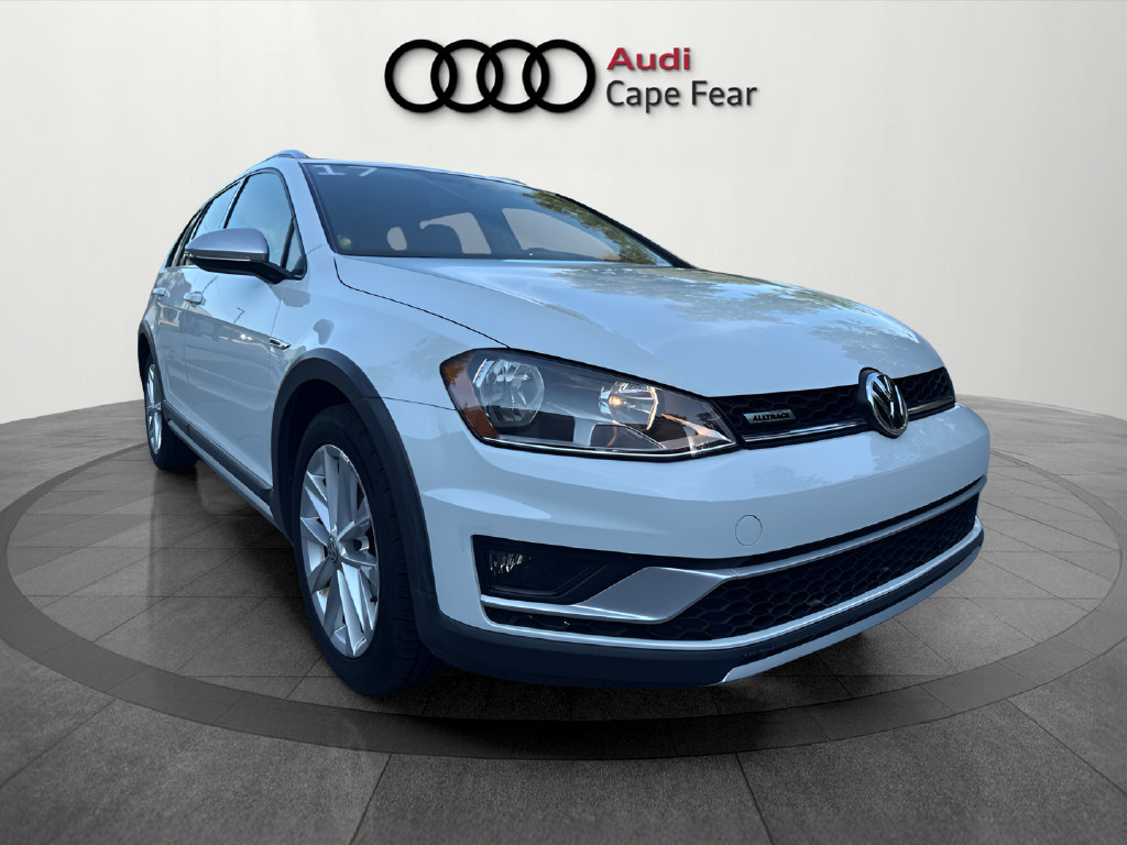 Used 2017 Volkswagen Golf Alltrack S AWD/4WD image 10