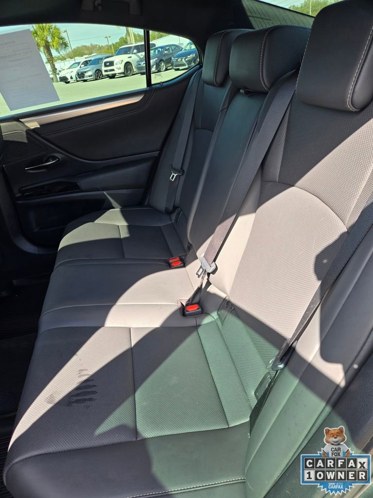 Used 2022 Lexus ES 300h F Sport w/ Accessory Package 2 image 46