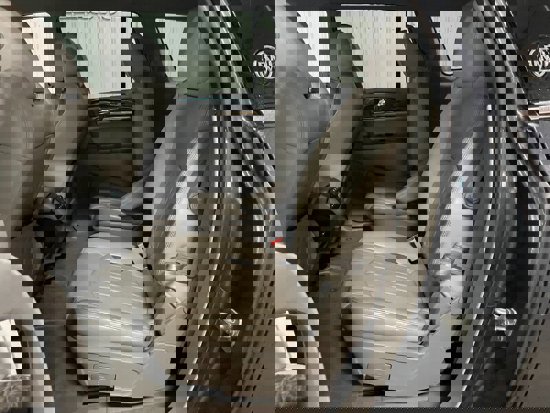 Used 2013 Buick Enclave Leather image 17