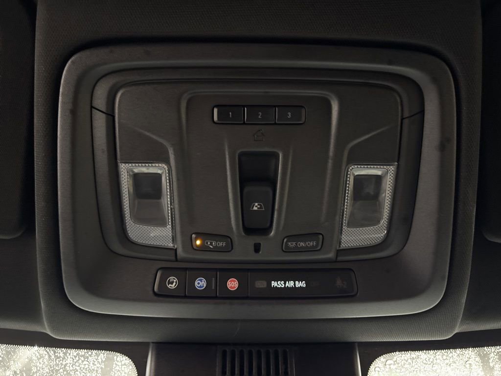 Used 2024 Chevrolet Silverado 1500 High Country w/ Technology Package AWD/4WD image 30
