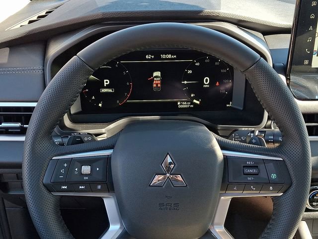 New 2025 Mitsubishi Outlander SE image 14