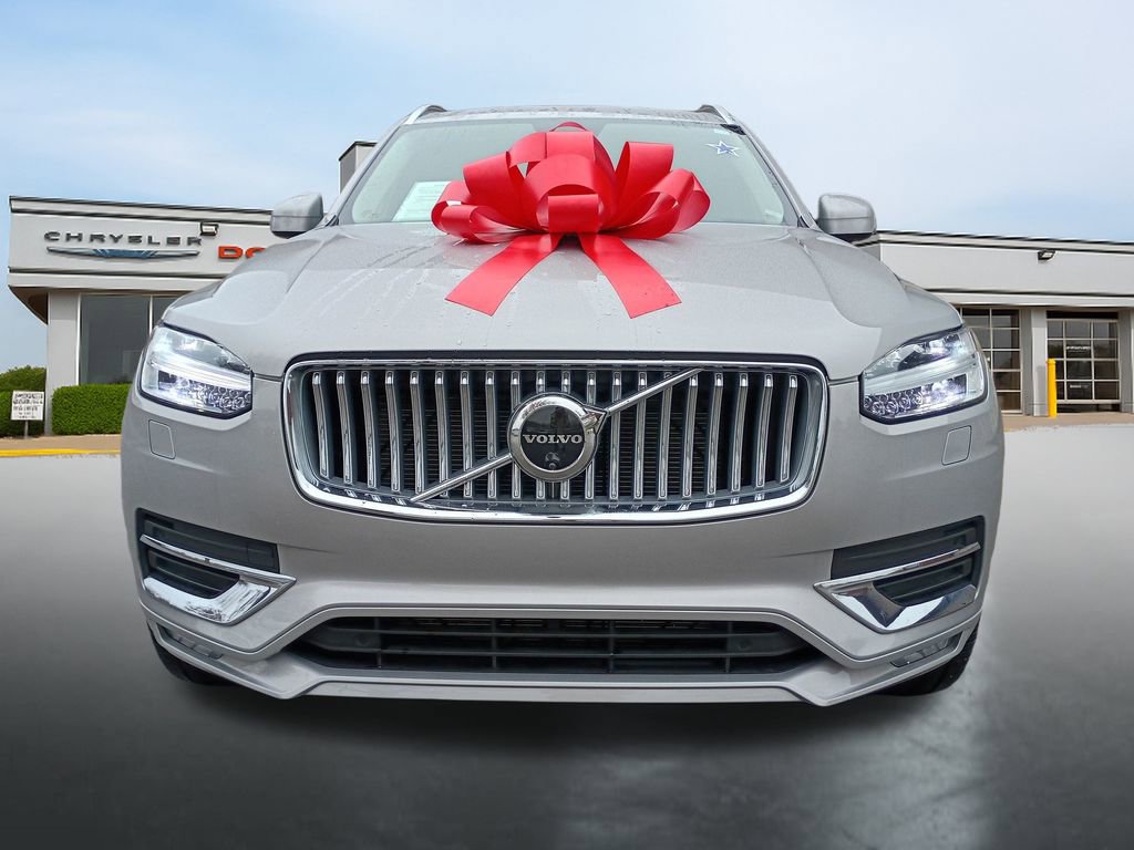 Used 2025 Volvo XC90 B6 Plus image 8