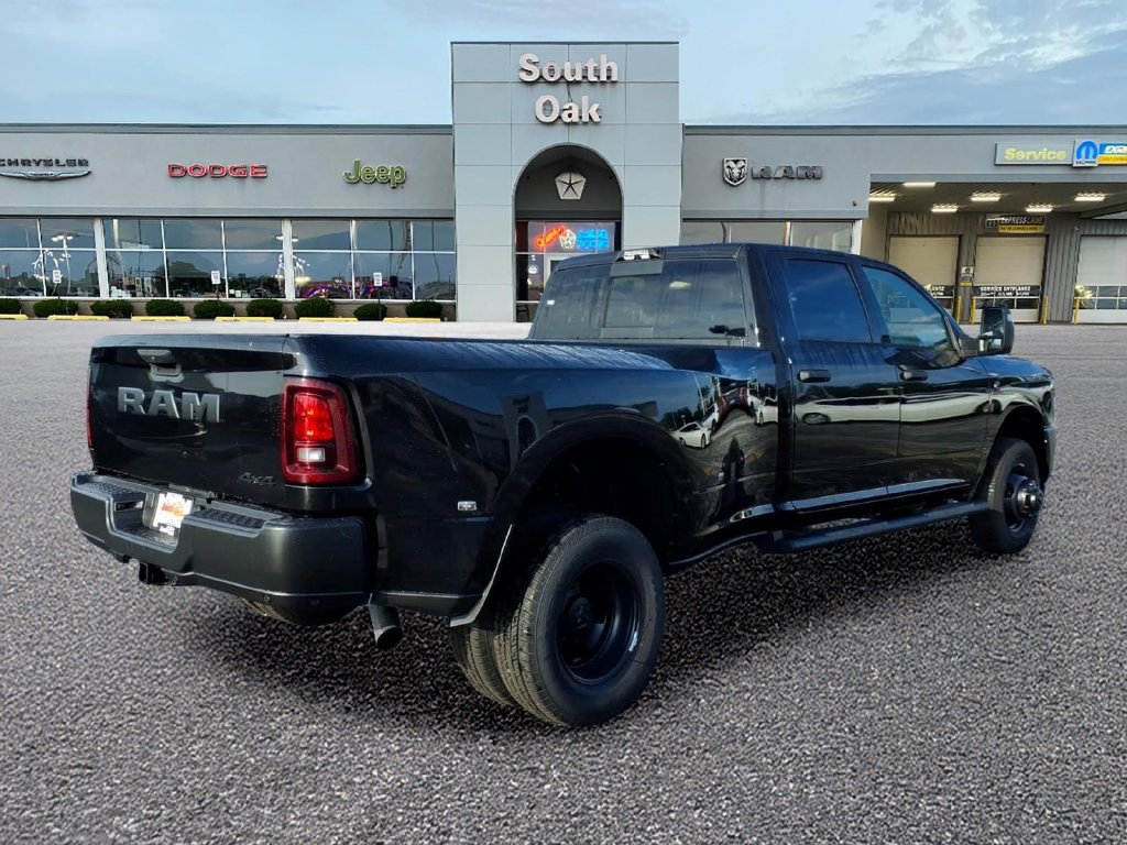 New 2027 RAM 3500 Tradesman AWD/4WD image 3
