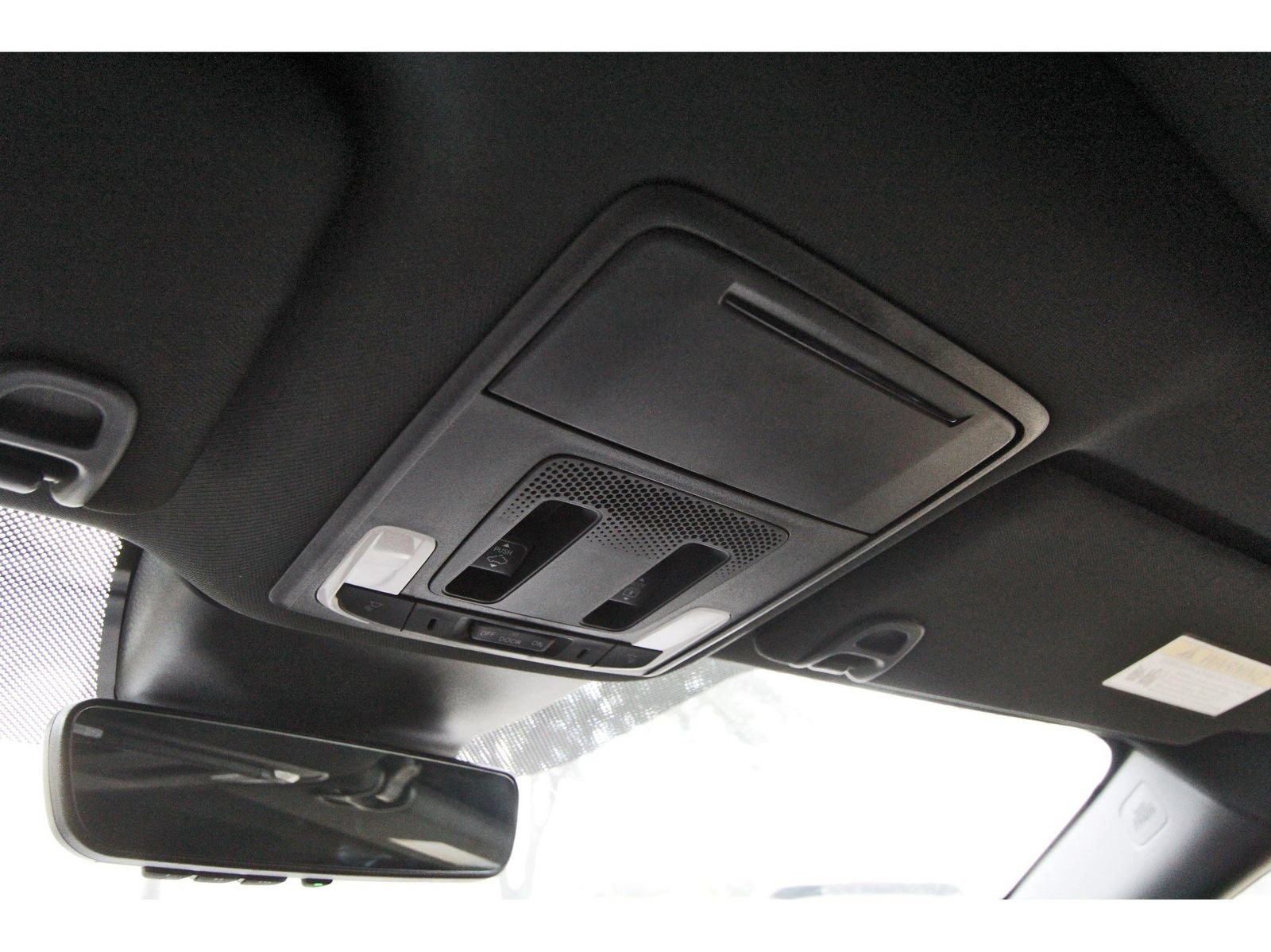 Used 2024 Honda Pilot TrailSport image 22