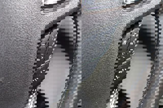 Used 2017 Lincoln MKC Reserve image 19