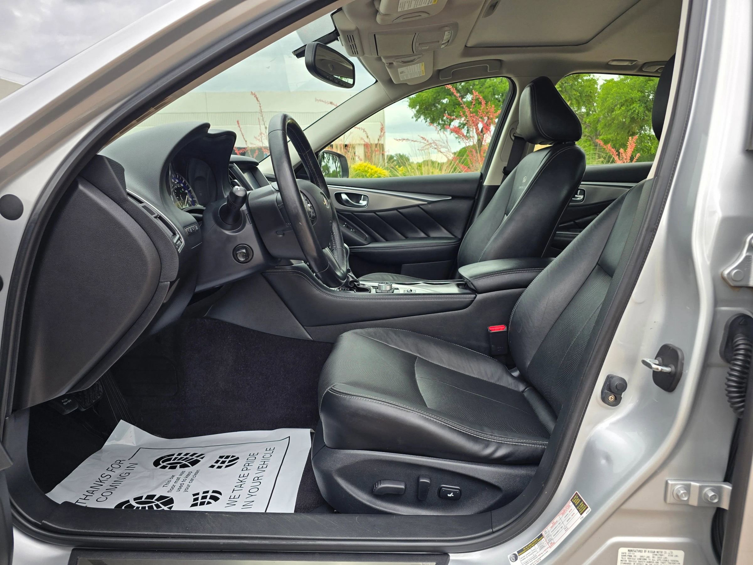 Used 2014 INFINITI Q50 Premium w/ Navigation Package AWD/4WD image 21