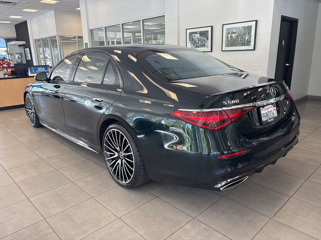 Certified 2023 Mercedes-Benz S 580 4MATIC Sedan image 3