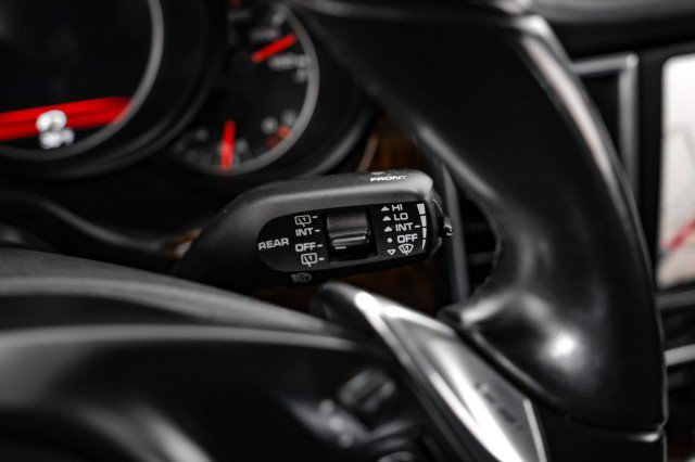 Used 2010 Porsche Panamera Turbo image 16