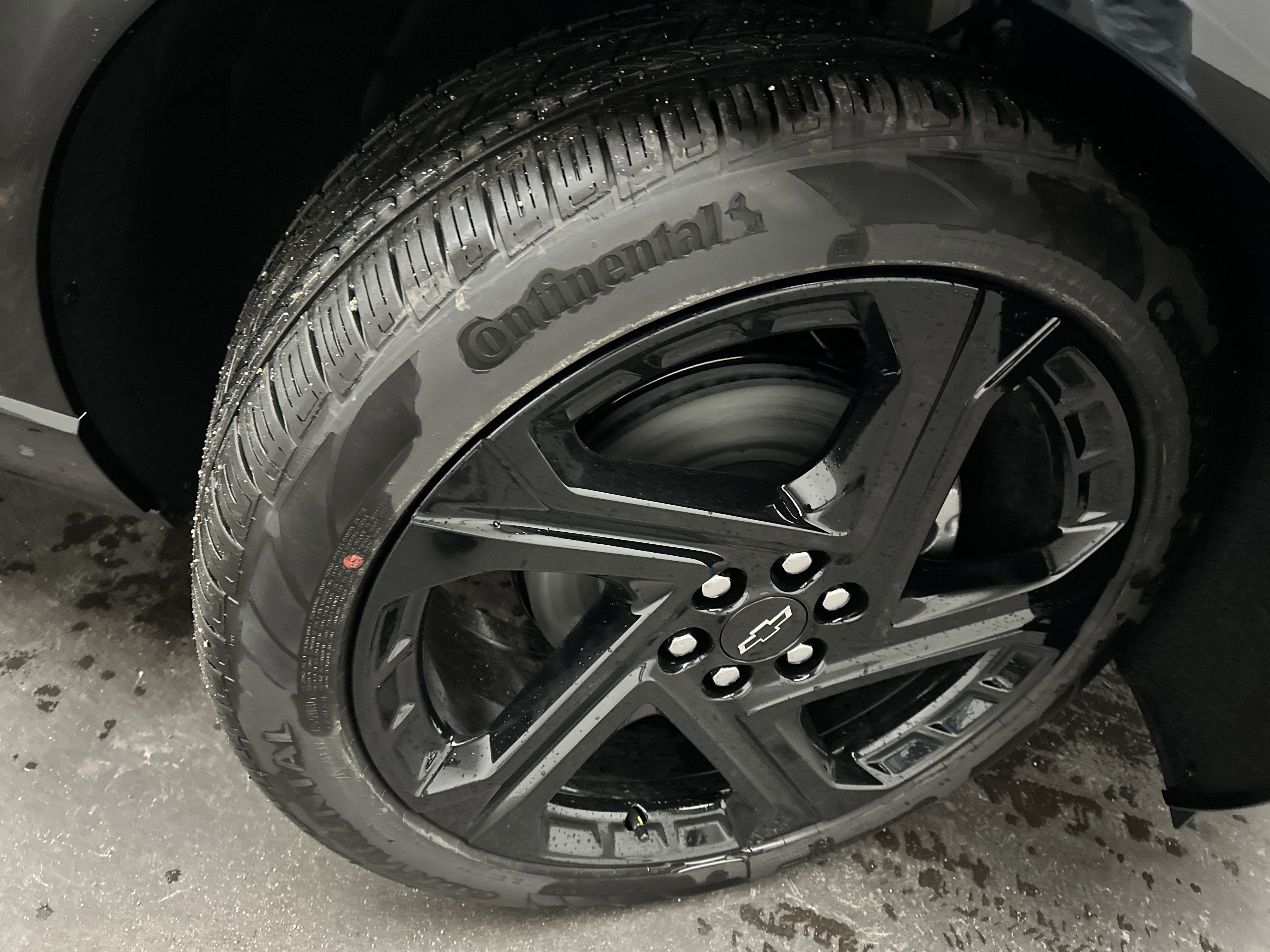 New 2026 Chevrolet Equinox EV RS image 11