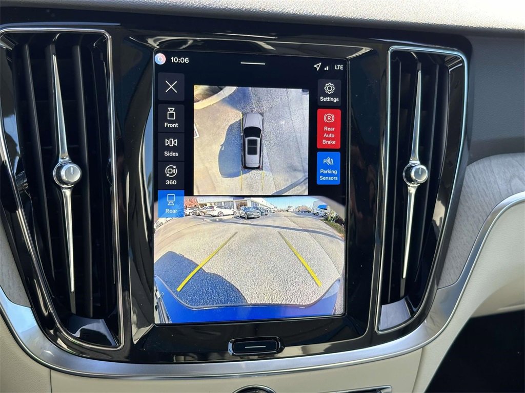 New 2026 Volvo V60 B5 Cross Country Plus w/ Climate Package image 4