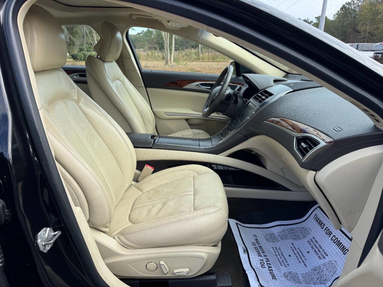 Used 2014 Lincoln MKZ AWD image 17