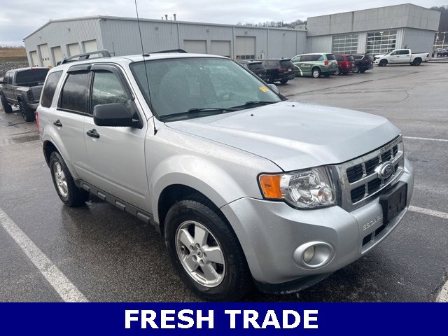 Used 2011 Ford Escape XLT image 1