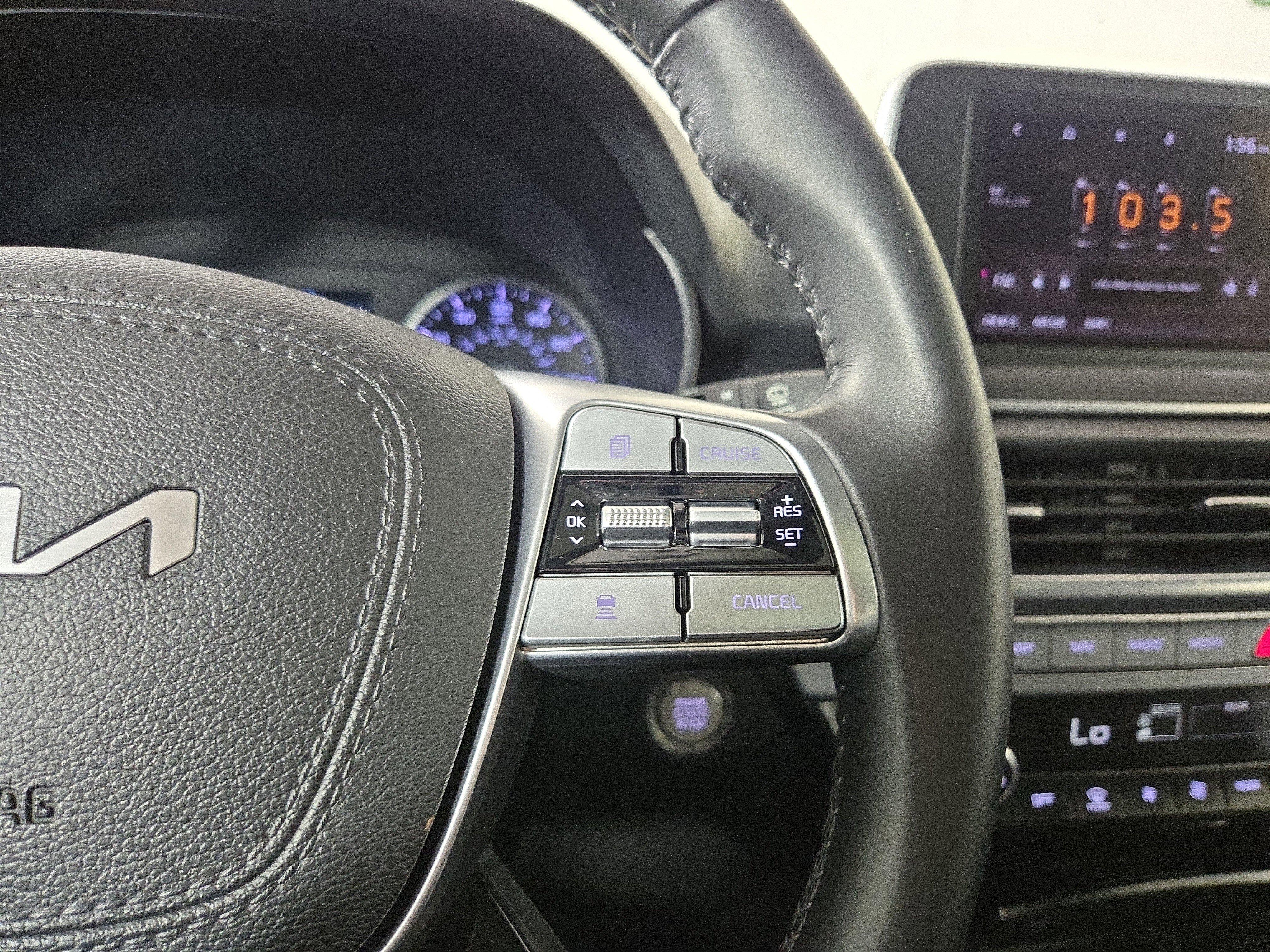 Used 2022 Kia Telluride S FWD image 17