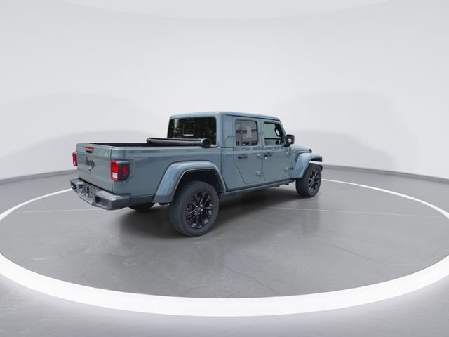 Used 2024 Jeep Gladiator Sport AWD/4WD image 8