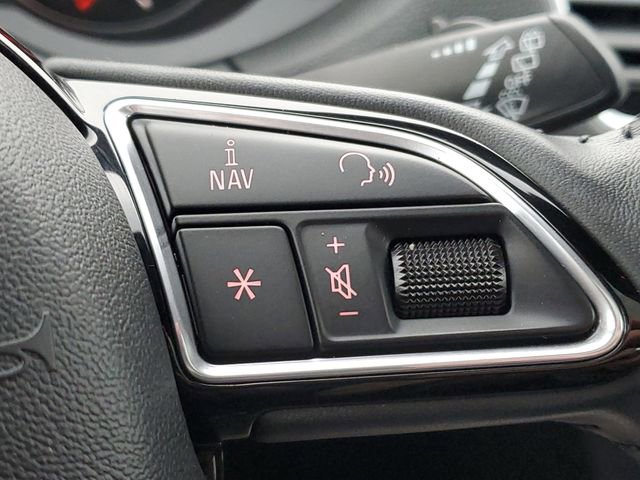 Used 2018 Audi Q3 2.0T Premium Plus w/ Premium Plus Package image 13