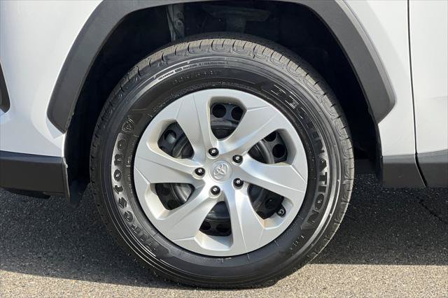 Certified 2021 Toyota RAV4 LE FWD image 29