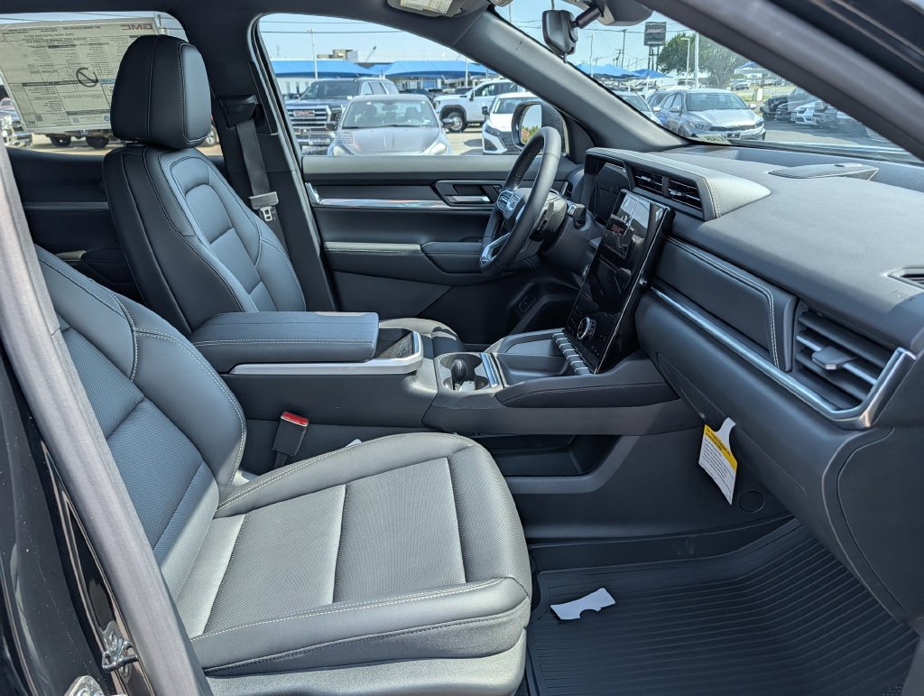 New 2027 GMC Terrain Elevation w/ Elevation Premium Package FWD image 31