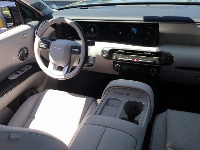 Used 2026 Hyundai Palisade Calligraphy image 9