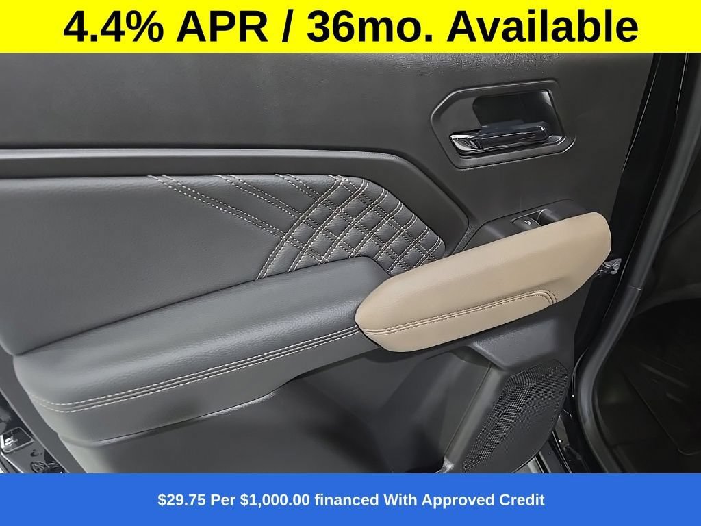 New 2026 GMC Canyon Denali AWD/4WD image 13