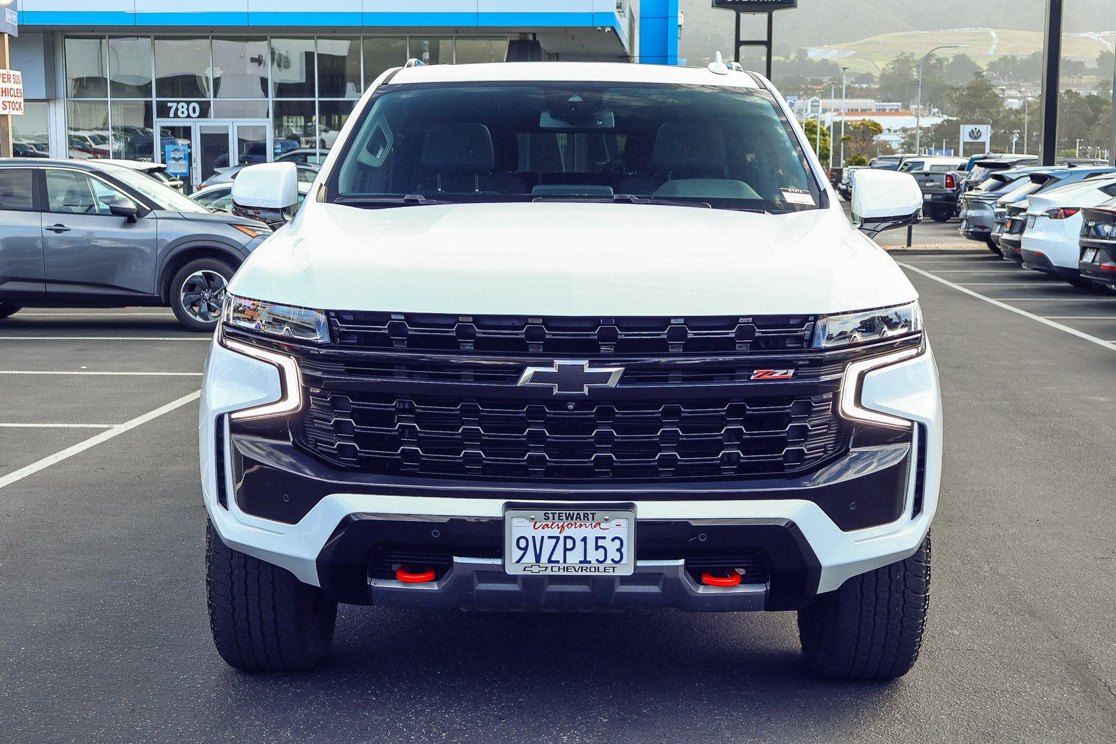 Used 2023 Chevrolet Suburban Z71 w/ Luxury Package AWD/4WD image 20