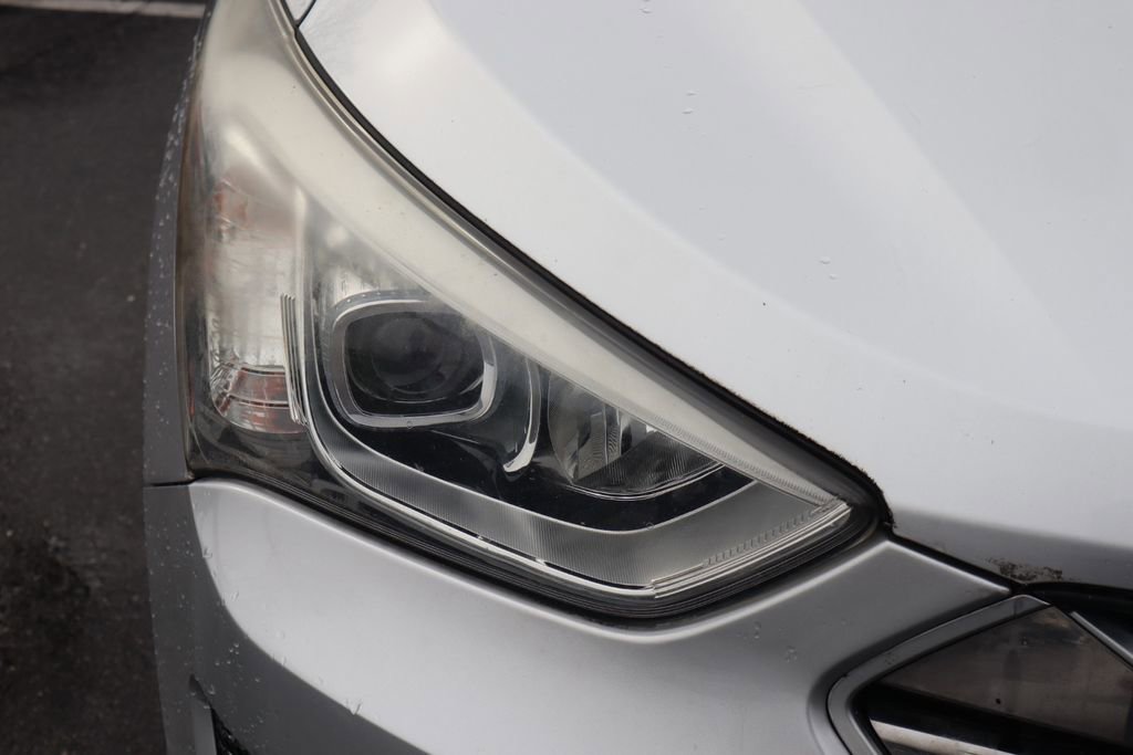 Used 2016 Hyundai Santa Fe Sport w/ Option Group 02 image 8