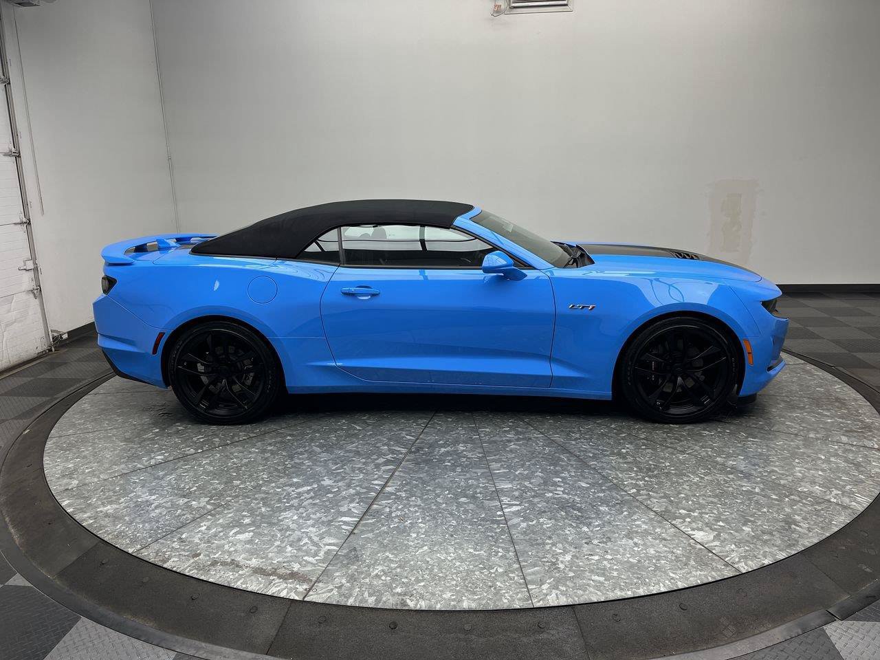 Certified 2023 Chevrolet Camaro LT w/ RS Package RWD image 31