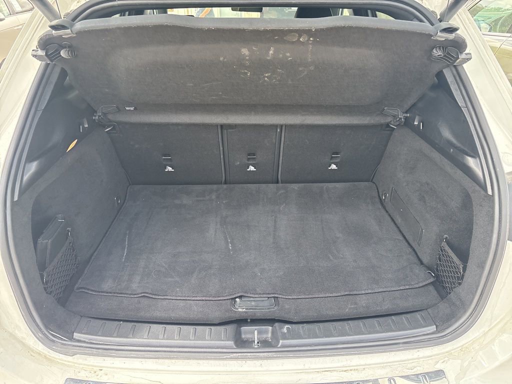 Used 2025 Mercedes-Benz GLA 250 4MATIC image 14