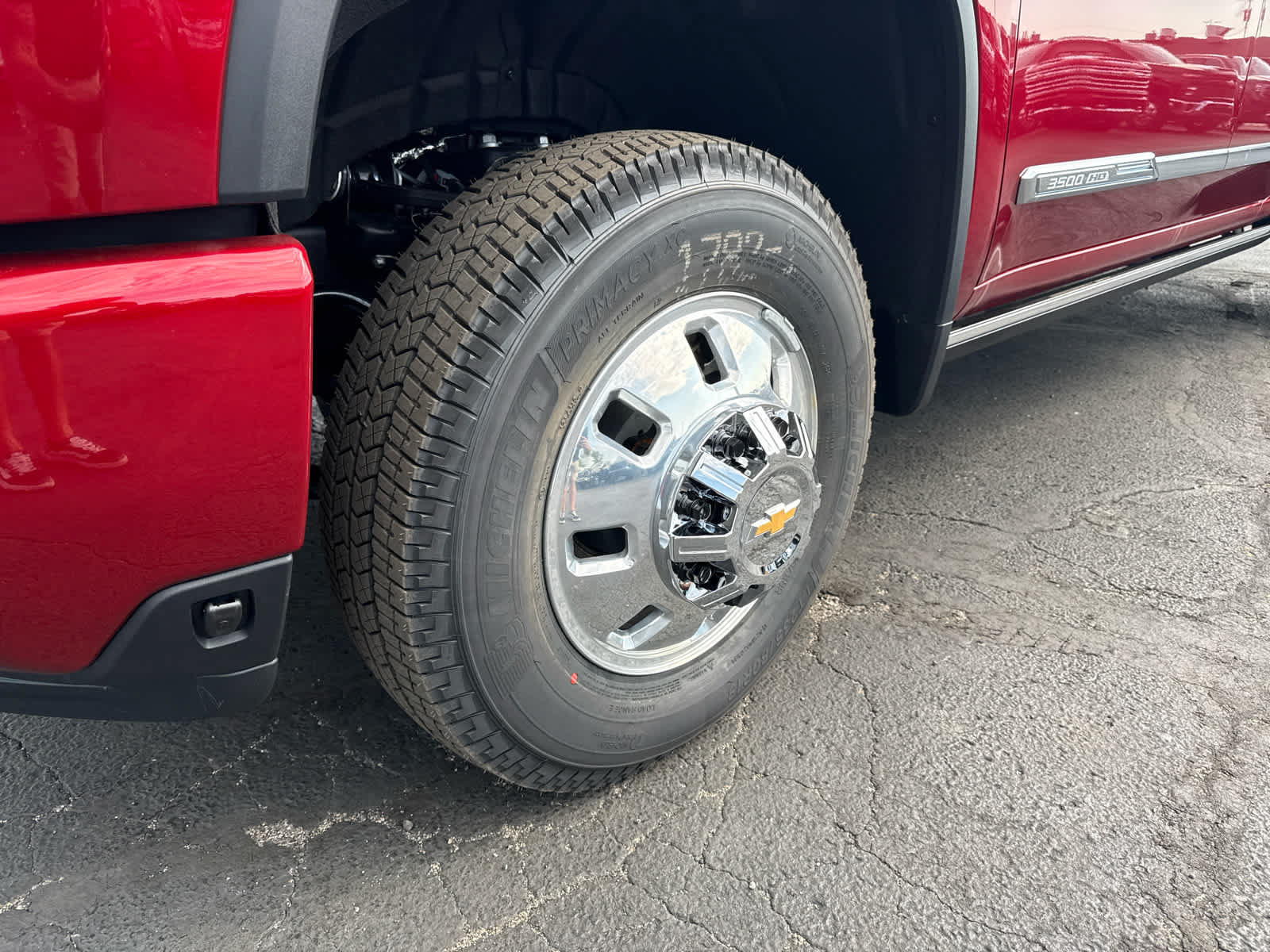 New 2026 Chevrolet Silverado 3500 High Country w/ High Country Premium Package AWD/4WD image 9