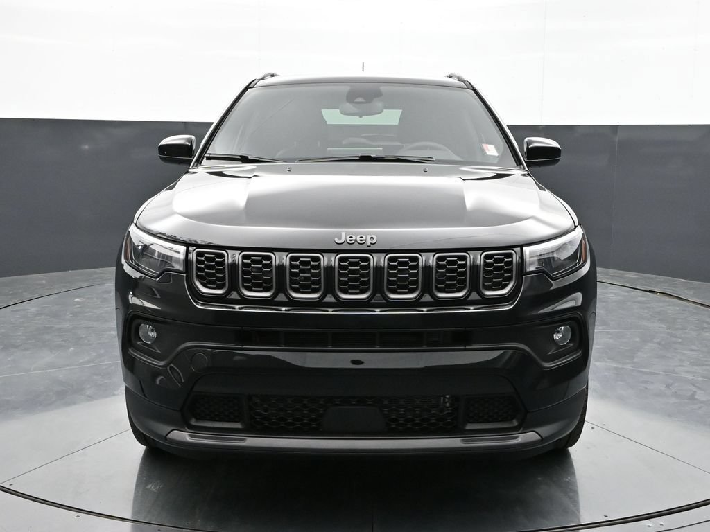 Used 2026 Jeep Compass Latitude AWD/4WD image 22