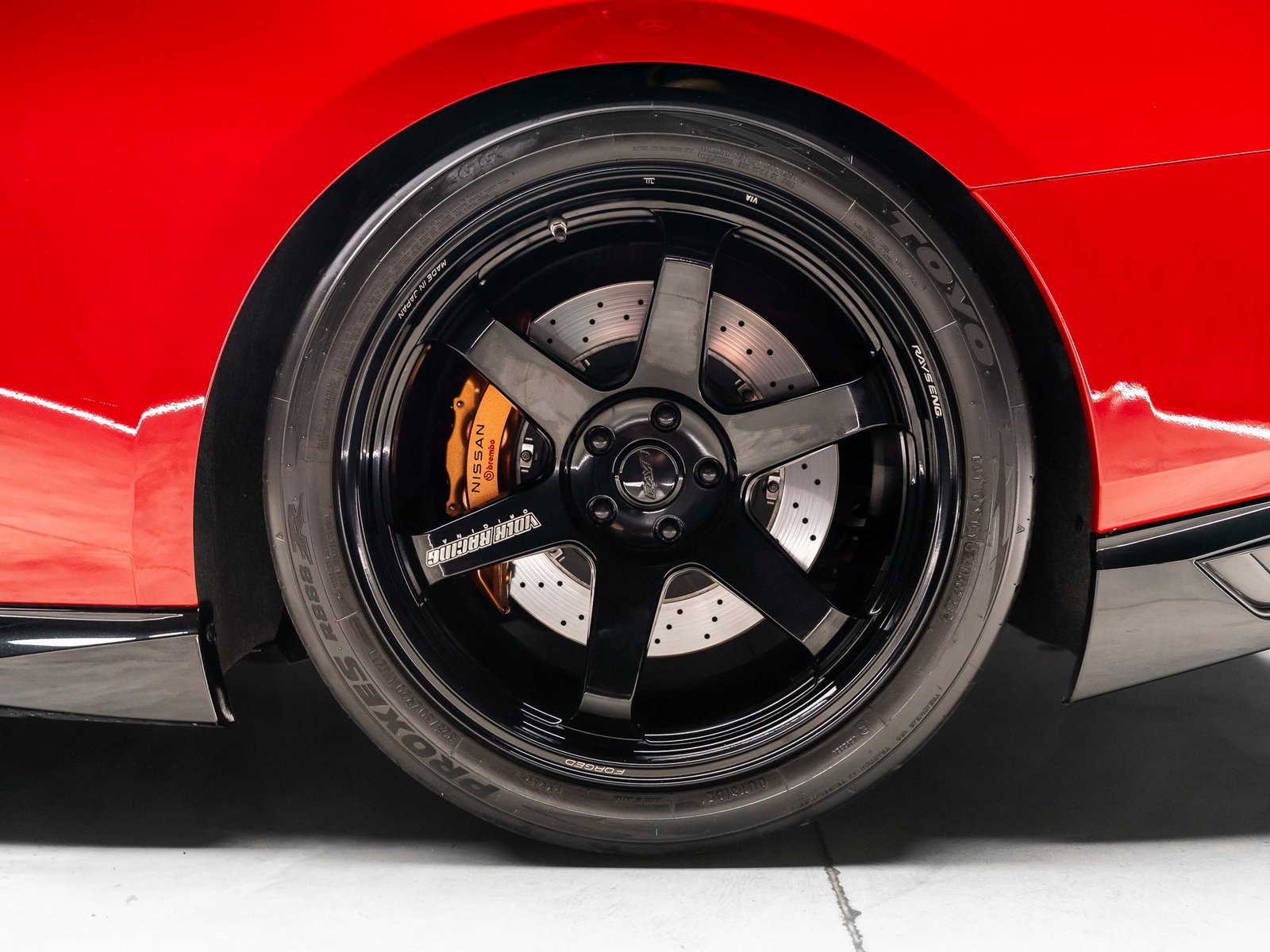 Used 2023 Nissan GT-R Premium w/ Floor Mat Package image 38