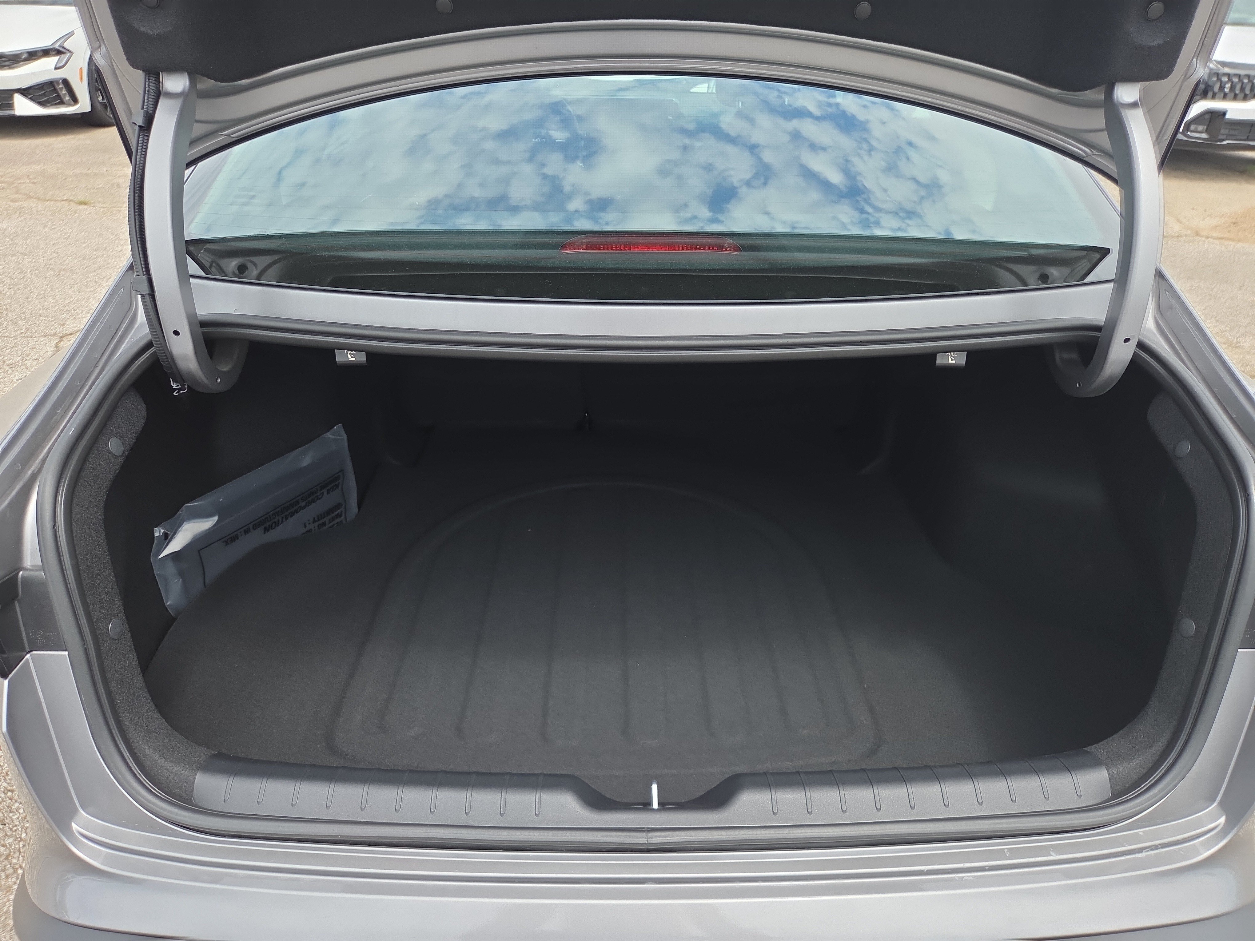 New 2026 Kia K4 FWD image 8