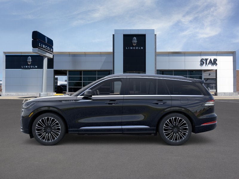 New 2025 Lincoln Aviator Black Label AWD/4WD image 3