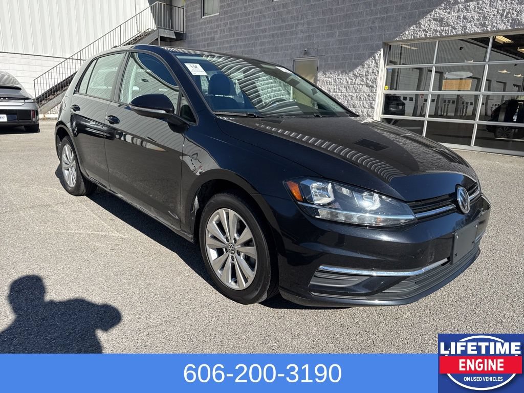 Used 2021 Volkswagen Golf 4-Door FWD image 5