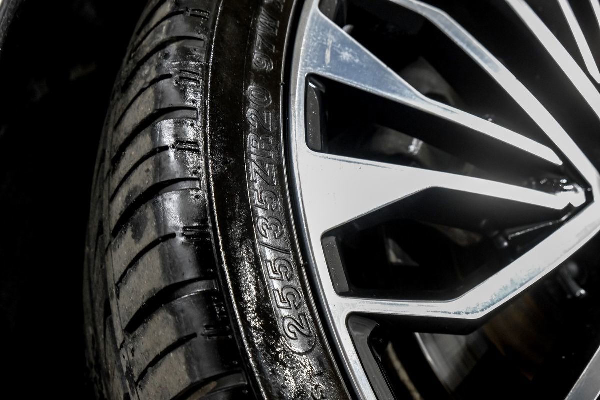 Used 2017 Audi A6 3.0T Premium Plus w/ Driver Assistance Package image 56